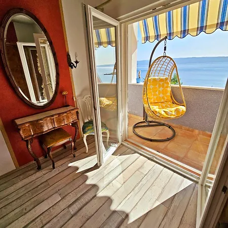 Tempera By The Apartamento