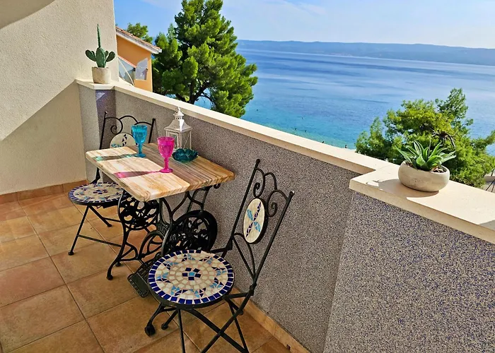 Tempera By The Apartment Split